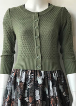 Load image into Gallery viewer, 3/4 Sleeve Cardi - Sage