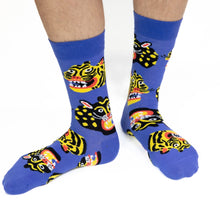 Load image into Gallery viewer, Men’s Crew Sock - Wild Cats