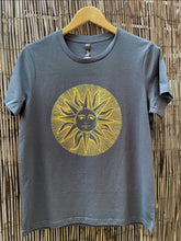 Load image into Gallery viewer, Ladies tee - Sun